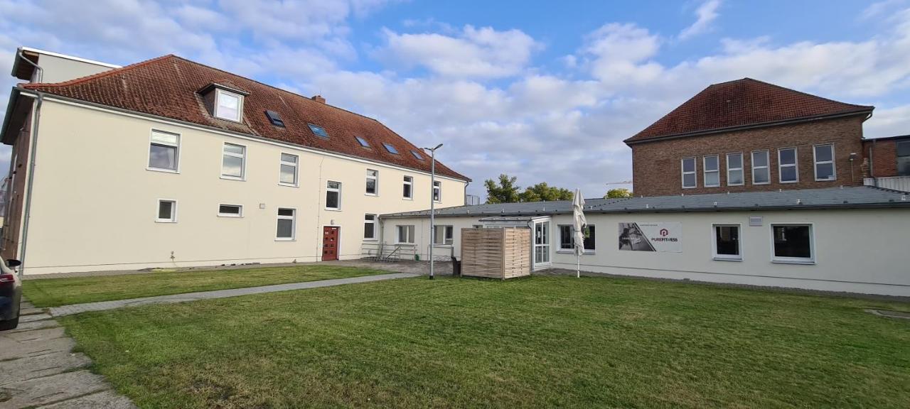 Gaesteappartements "Purefitness" Am Elberadweg In Тангермюнде Экстерьер фото